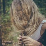 10 привычек, которые делают ваши волосы тонкими