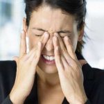Симптомы и причины мигрени