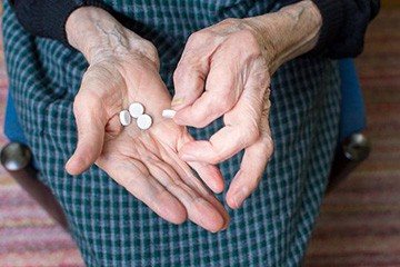 Лучшие средства от бессонницы для пожилых: есть ли таблетки без рецепта ...